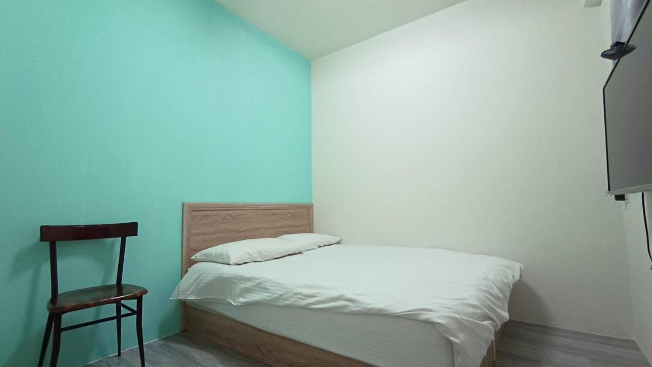 Fengchia Bichon B&B Taichung Luaran gambar